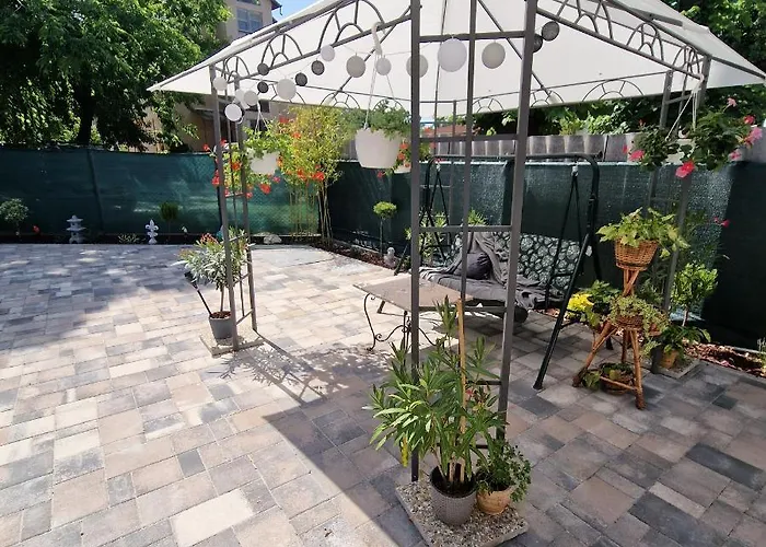 アパート Hanna シオーフォク